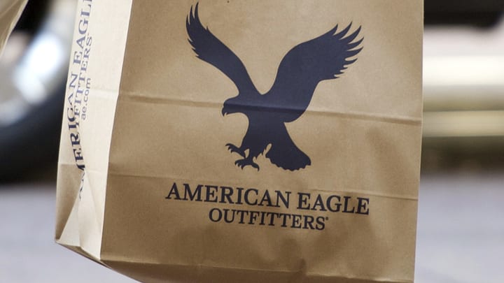 American Eagle logo on paper shopping bag 