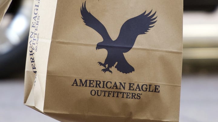 Is Us Retailer American Eagle A Better Buy Than Next Investor S Champion