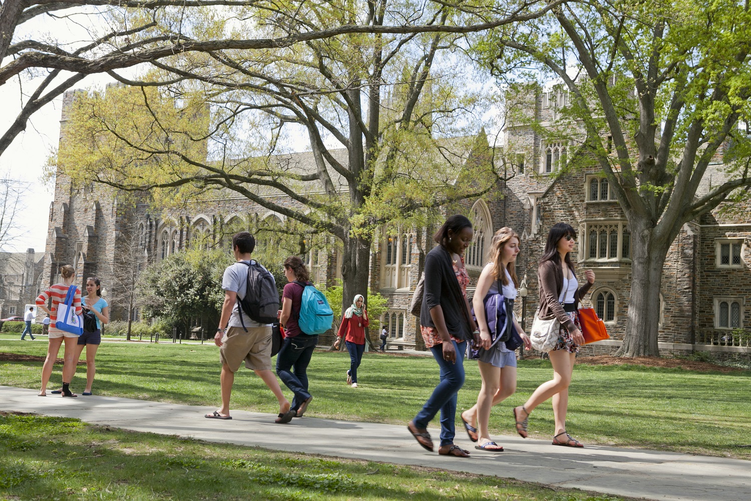 University students walking through Duke University campus 